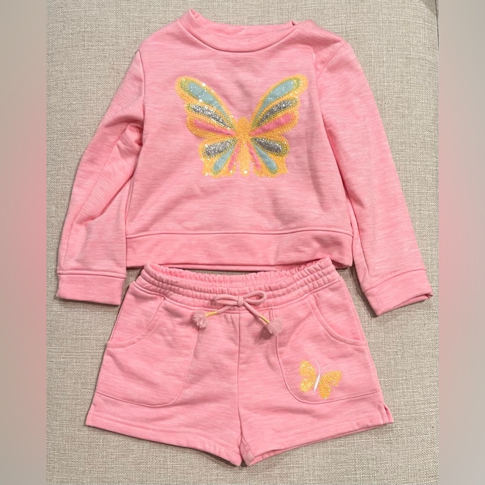 Girls Size 4 Matching Set/ Sweatshirt & Shorts